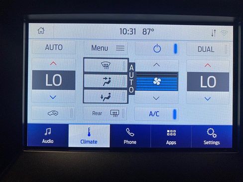 Certified 2023 Ford Ranger Lariat w/ Tremor Off-Road Package AWD/4WD image 40