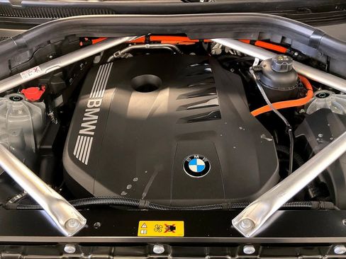New 2026 BMW X5 xDrive50e w/ M Sport Package image 17