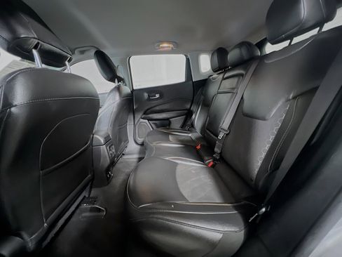 Used 2019 Jeep Compass Latitude w/ Safety & Security Group image 29