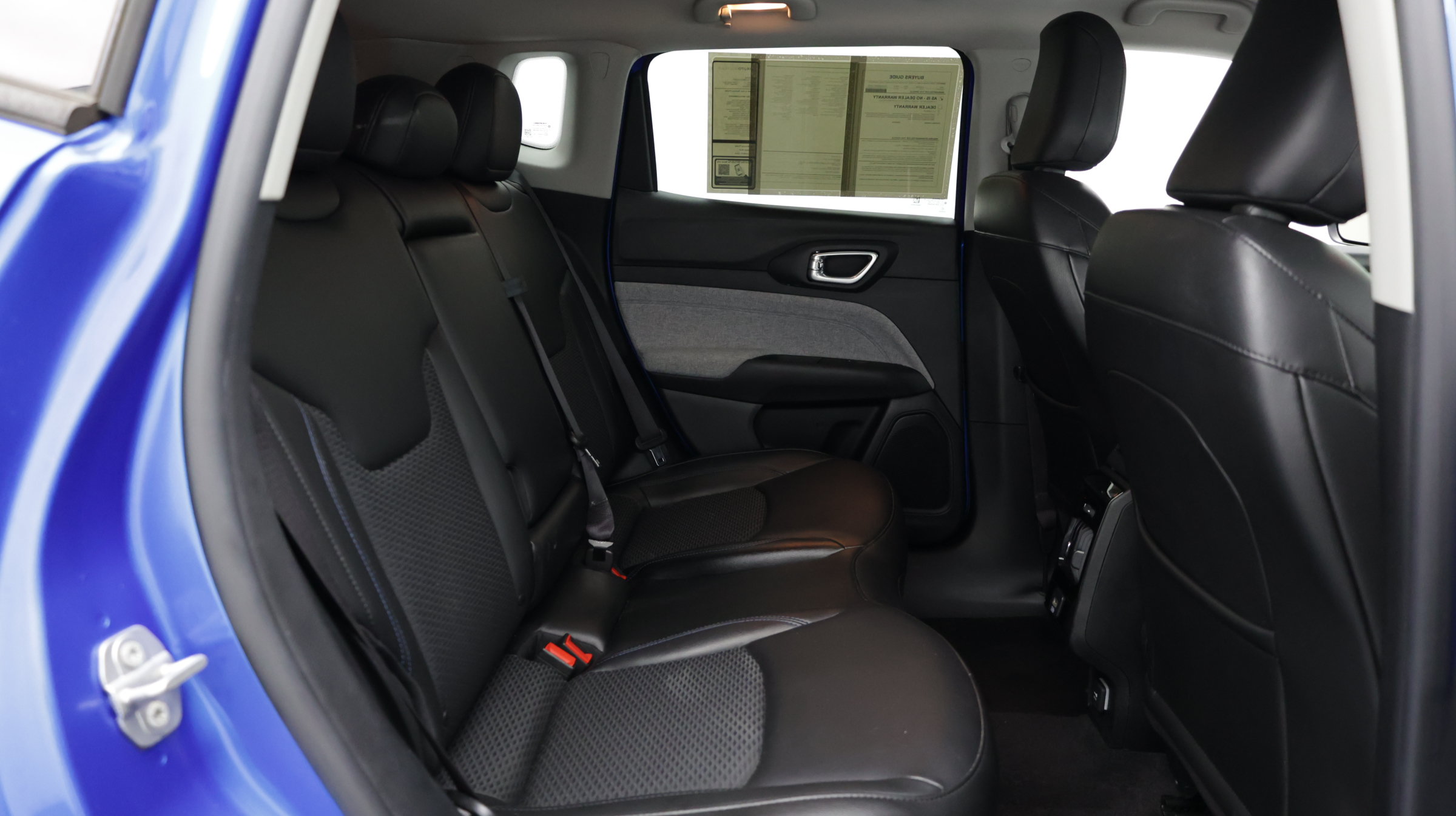 Used 2022 Jeep Compass Latitude AWD/4WD image 35