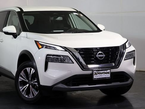 Used 2023 Nissan Rogue SV AWD/4WD image 6