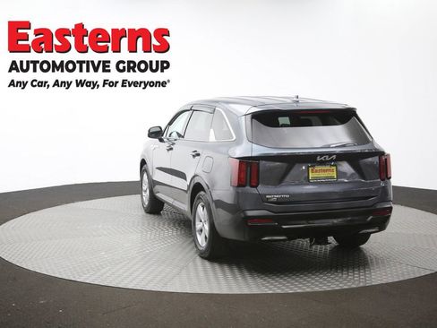 Used 2024 Kia Sorento LX image 66