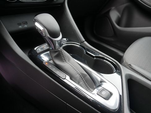 Used 2025 Buick Encore GX Preferred image 24