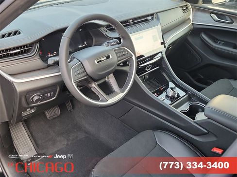 New 2026 Jeep Grand Cherokee Laredo image 17