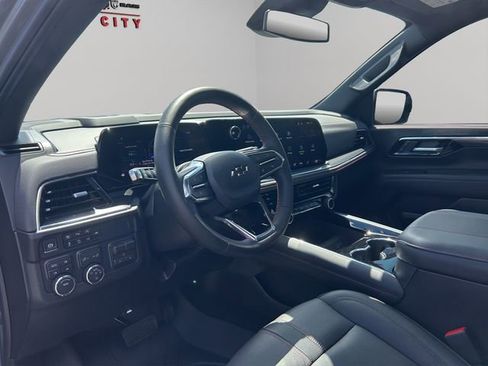 Used 2025 Chevrolet Tahoe RST w/ Comfort Package AWD/4WD image 27