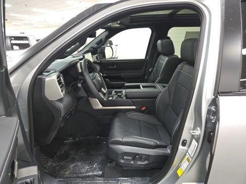 New 2026 Toyota Tundra Limited image 17
