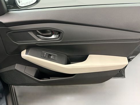 Used 2023 Honda Accord EX image 33