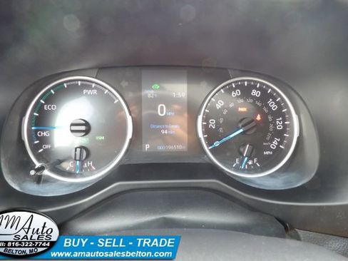 Used 2021 Toyota RAV4 XLE image 10