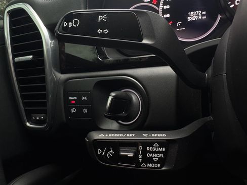 Used 2022 Porsche Cayenne Turbo GT image 60