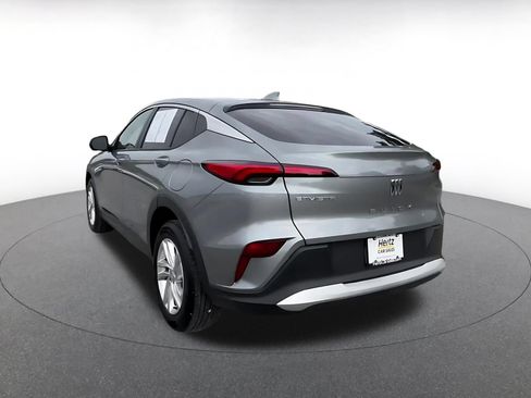Used 2025 Buick Envista Preferred FWD image 9