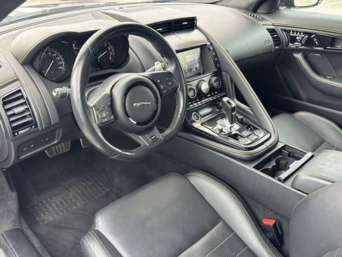 Used 2018 Jaguar F-TYPE 400 Sport RWD image 10