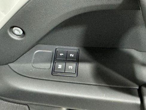 New 2026 Land Rover Defender 110 S AWD/4WD image 21
