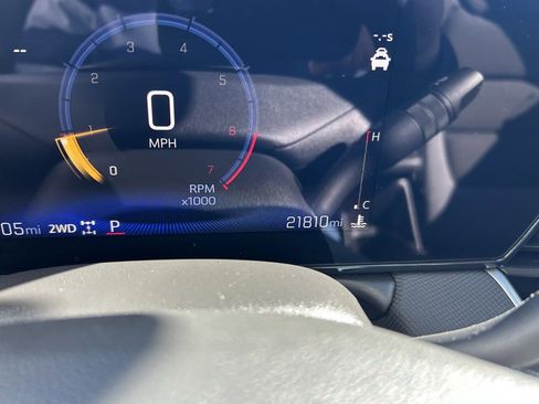 Used 2025 Chevrolet TrailBlazer LT w/ Convenience Package image 19