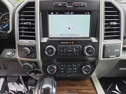 Used 2019 Ford F150 Lariat RWD image 31