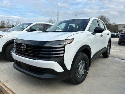 New 2026 Nissan Kicks S