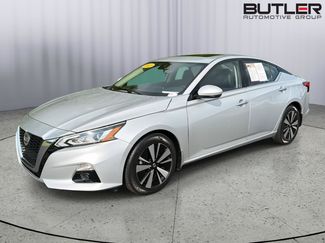 Used 2022 Nissan Altima 2.5 SL FWD video 1