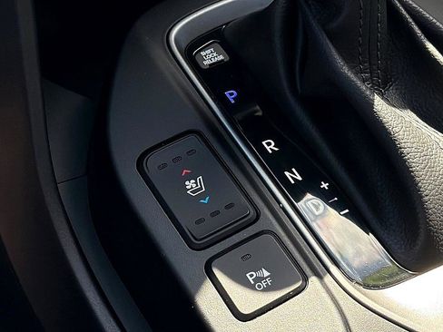 Used 2017 Hyundai Santa Fe Sport image 15