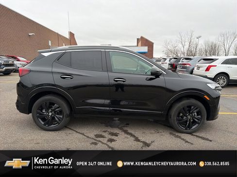 Used 2024 Buick Encore GX Sport Touring w/ Advanced Technology Package image 1