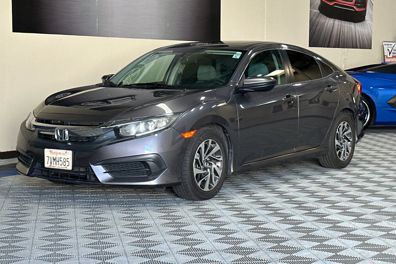 Used 2017 Honda Civic EX image 8