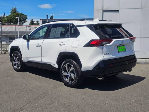 Certified 2025 Toyota RAV4 SE w/ Weather & Moonroof Package AWD/4WD image 5