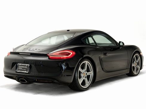 Used 2016 Porsche Cayman image 31
