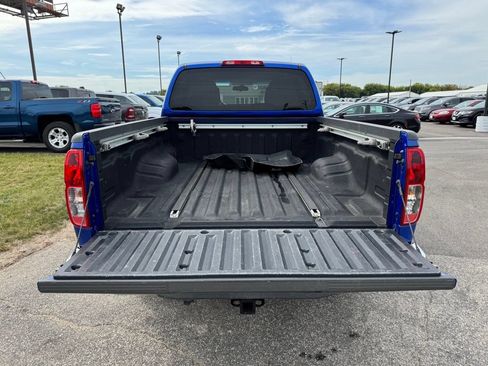 Used 2012 Nissan Frontier SV AWD/4WD image 38