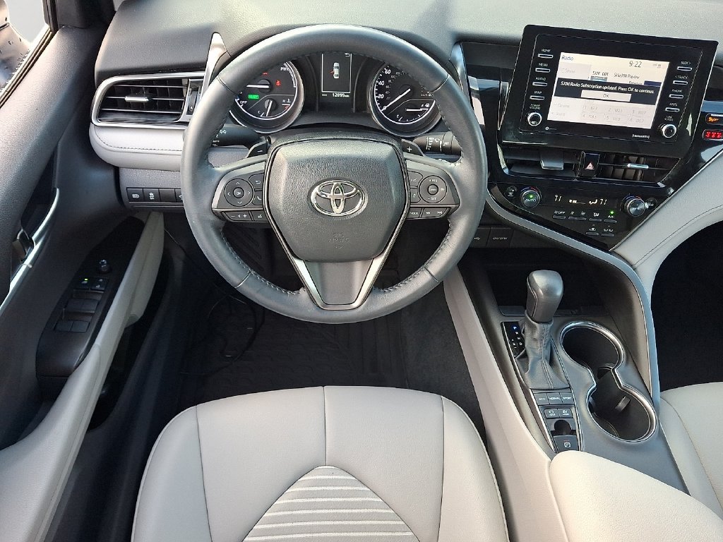 Used 2022 Toyota Camry SE FWD image 10