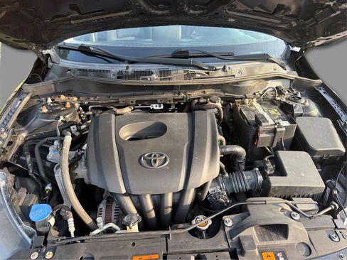 Used 2016 Scion iA FWD image 13