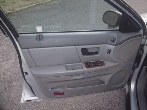 Used 2004 Mercury Sable LS Premium image 18