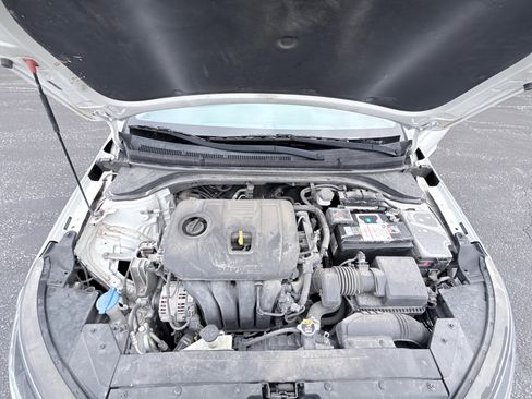 Used 2020 Hyundai Elantra Value Edition w/ Cargo Package (C1) image 18