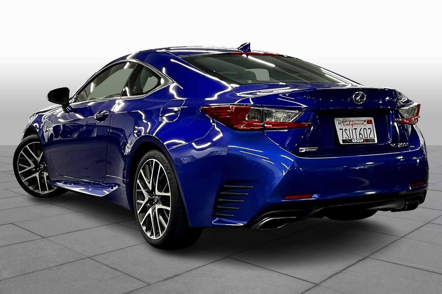 Used 2016 Lexus RC 200t RWD image 11