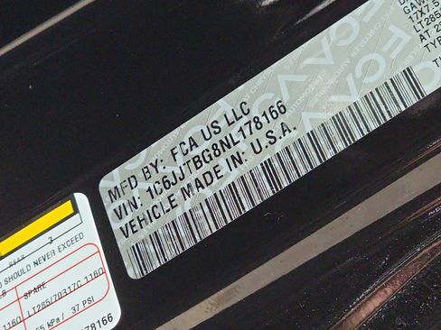 Certified 2022 Jeep Gladiator Rubicon w/ LED Lighting Group image 25