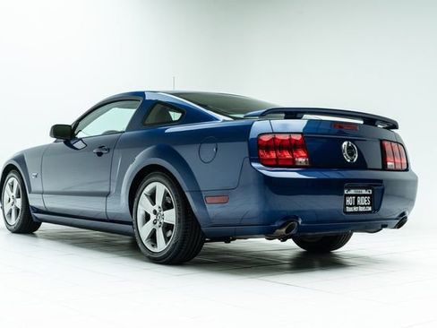 Used 2006 Ford Mustang GT Premium image 18