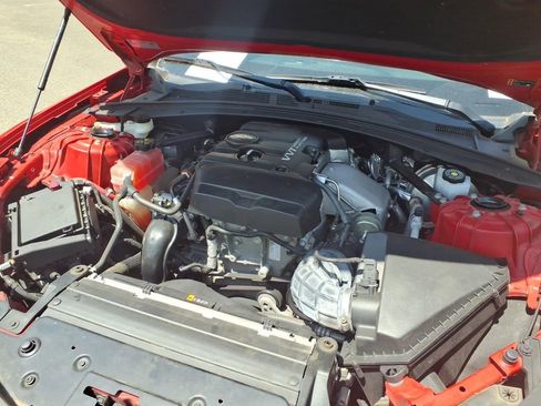 Certified 2023 Chevrolet Camaro LT RWD image 23