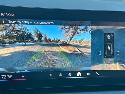 Used 2025 BMW X3 xDrive30i w/ Premium Package image 25