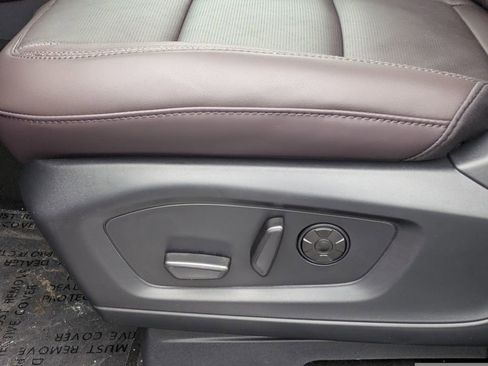 New 2026 Ford Explorer Platinum image 24