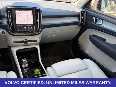 Certified 2026 Volvo XC40 B5 Plus AWD/4WD image 13
