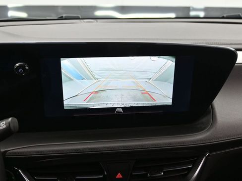 Used 2025 Buick Encore GX Preferred AWD/4WD image 14