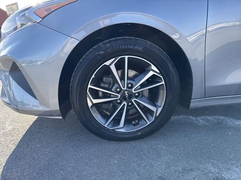 Certified 2023 Kia Forte LXS image 11