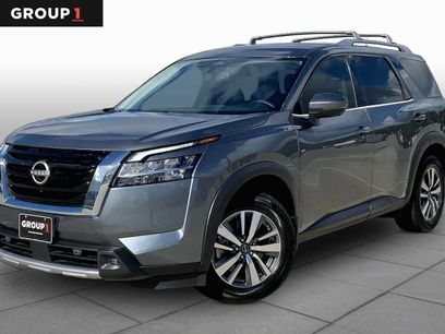 Used 2022 Nissan Pathfinder SL