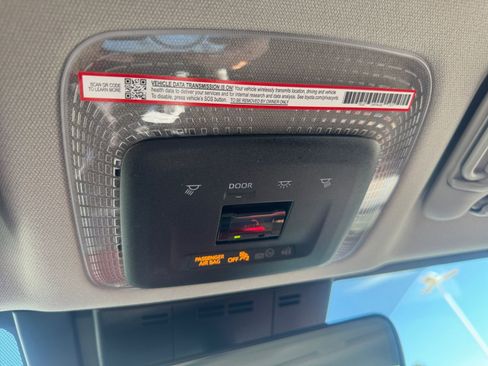 Used 2026 Toyota Prius Plug-In Hybrid FWD image 23
