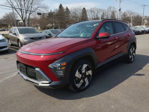 Used 2025 Hyundai Kona Limited image 4