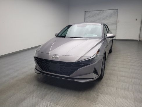 Used 2023 Hyundai Elantra SEL FWD image 15