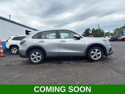 Used 2025 Honda HR-V LX