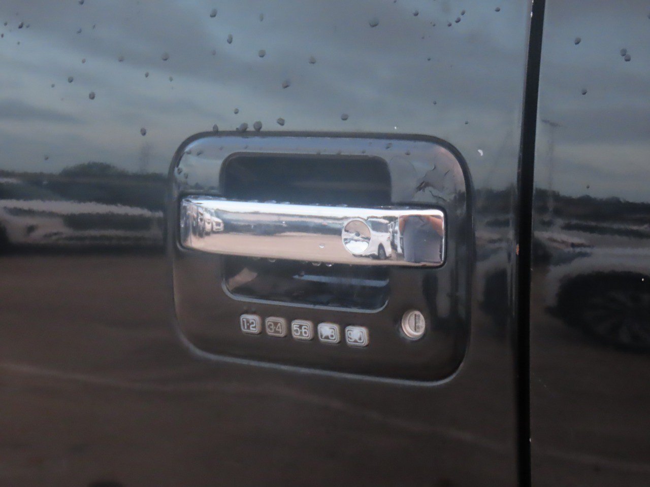 Used 2009 Ford F150 Platinum AWD/4WD image 16