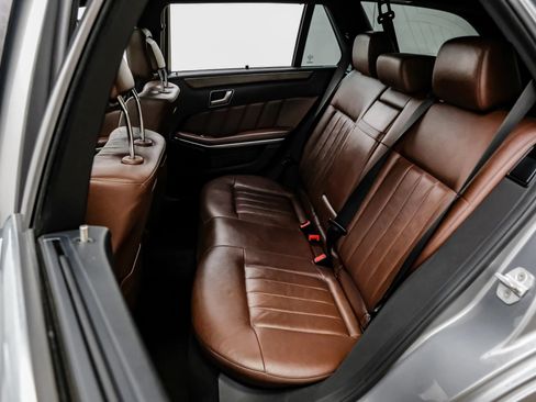 Used 2014 Mercedes-Benz E 350 4MATIC Wagon image 40