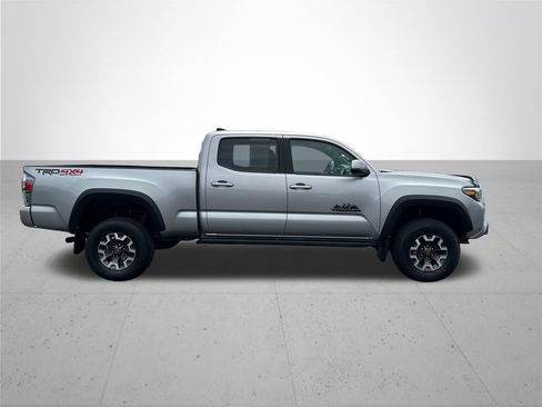 Used 2021 Toyota Tacoma TRD Off-Road w/ TRD Premium Off Road Package AWD/4WD image 6