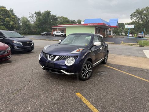 Used 2015 Nissan Juke S AWD/4WD image 25