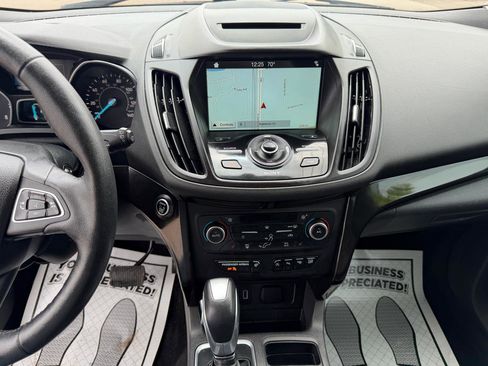 Used 2018 Ford Escape Titanium AWD/4WD image 24