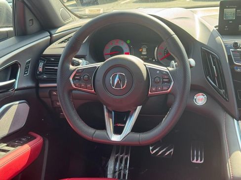 Certified 2025 Acura RDX w/ Advance Package AWD/4WD image 17